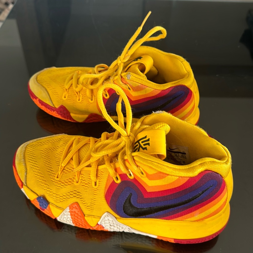Nike Kyrie Kids Basketball Shoes